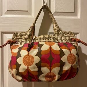 Fossil Key-Per Coated Canvas Floral Large Tote Bag With Key top magnetic closure